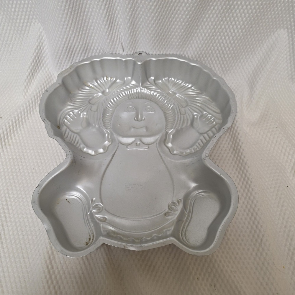 Cabbage Patch Doll Cake Pan Vintage 1984 Wilton #2105-1984 Birthday Party Kids - Picture 2 of 2